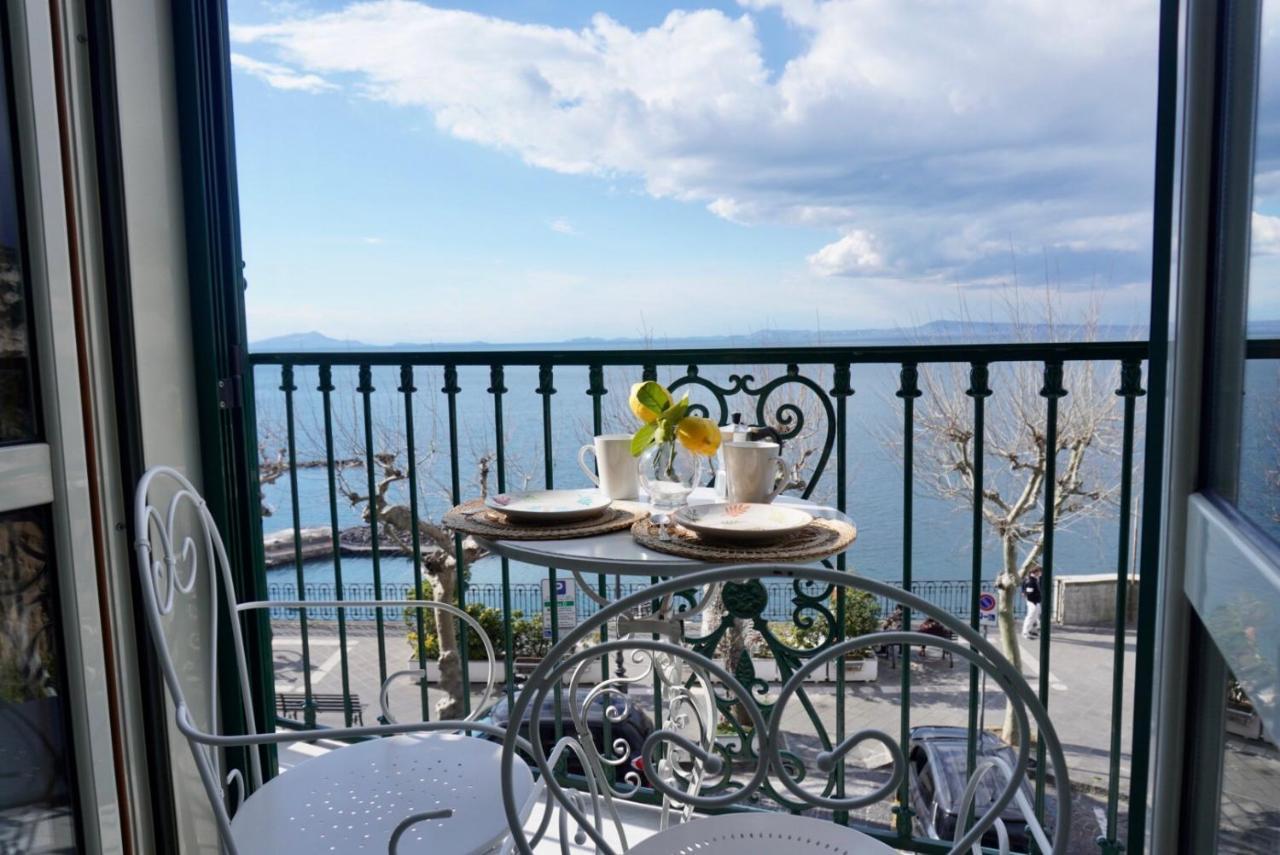 Mavi Apartments Piano di Sorrento Bagian luar foto