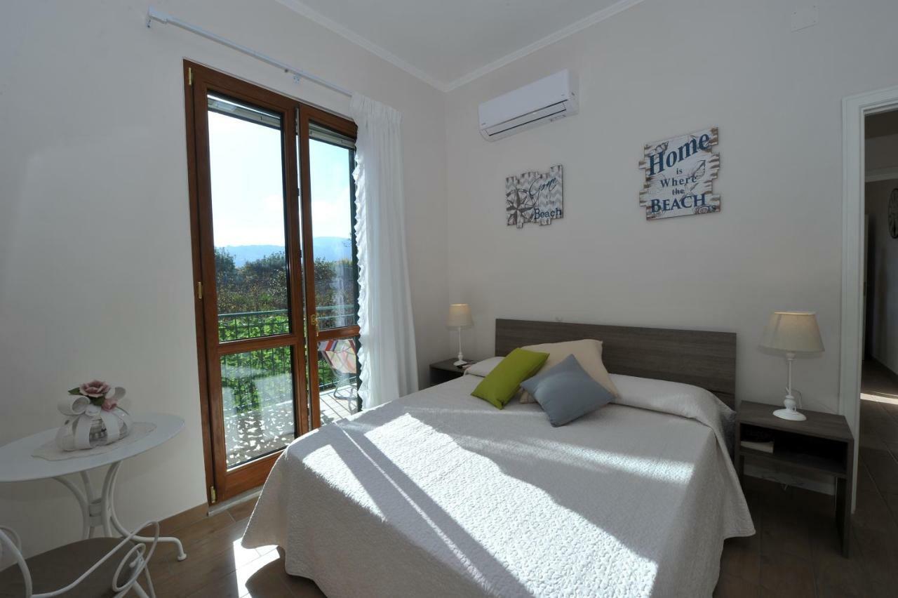 Mavi Apartments Piano di Sorrento Bagian luar foto